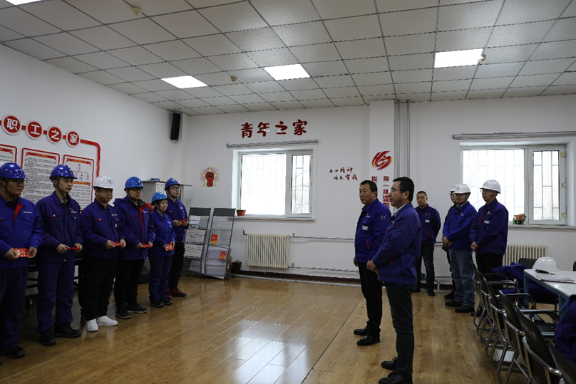 ���ϵľ�����8814(�ɷ�)���޹�˾����