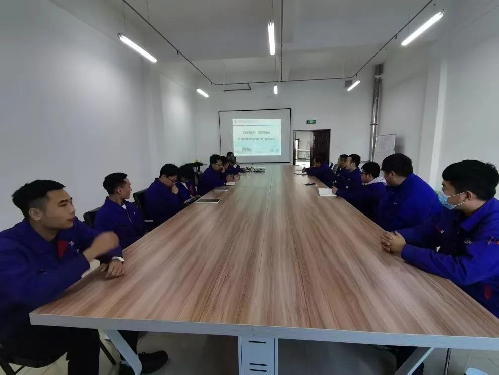 ���ϵľ�����8814(�ɷ�)���޹�˾����