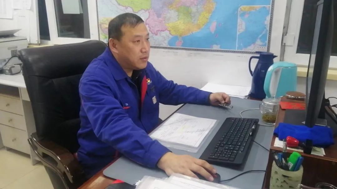 ���ϵľ�����8814(�ɷ�)���޹�˾����