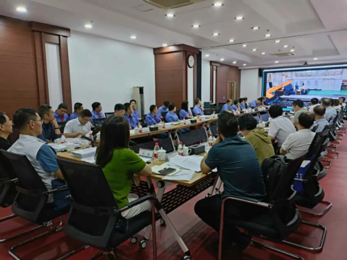 ���ϵľ�����8814(�ɷ�)���޹�˾����