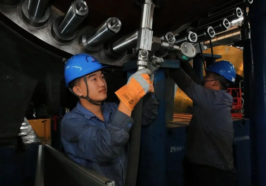 ���ϵľ�����8814(�ɷ�)���޹�˾����