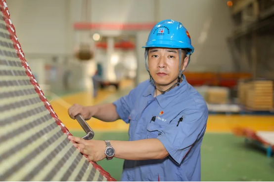 ���ϵľ�����8814(�ɷ�)���޹�˾����