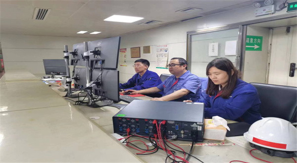 ���ϵľ�����8814(�ɷ�)���޹�˾����