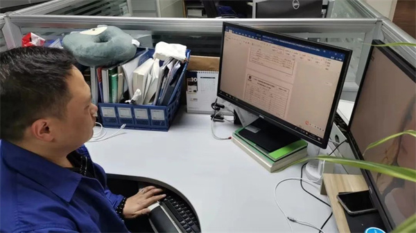 ���ϵľ�����8814(�ɷ�)���޹�˾����