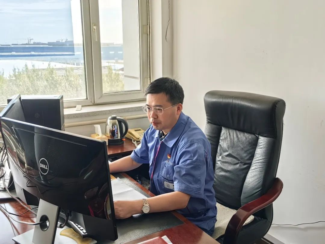 ���ϵľ�����8814(�ɷ�)���޹�˾����