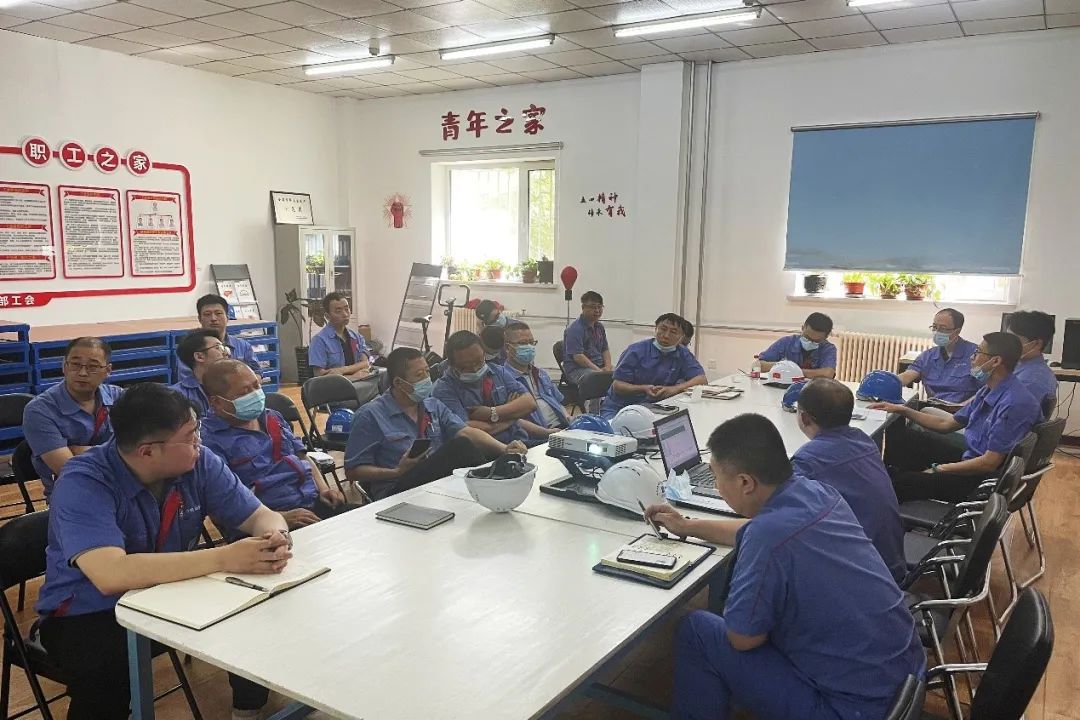 ���ϵľ�����8814(�ɷ�)���޹�˾����