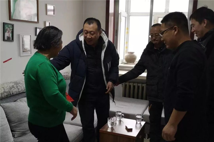 ���ϵľ�����8814(�ɷ�)���޹�˾����