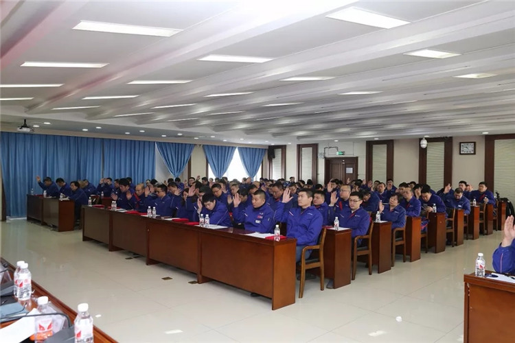 ���ϵľ�����8814(�ɷ�)���޹�˾����