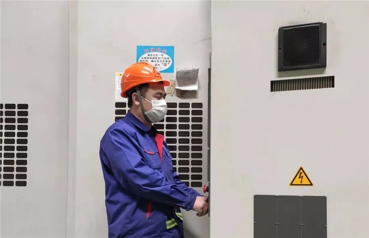 ���ϵľ�����8814(�ɷ�)���޹�˾����