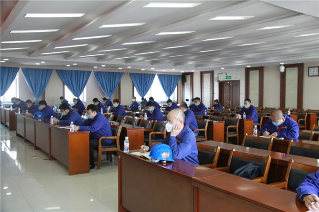 ���ϵľ�����8814(�ɷ�)���޹�˾����